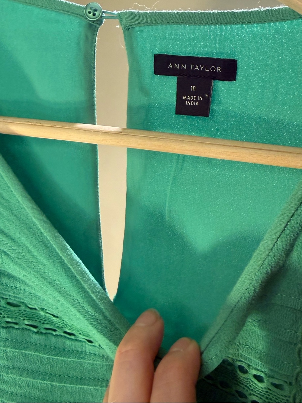 Ann Taylor Green/Teal V-Neck Pintuck Dress - Picture 3 of 6